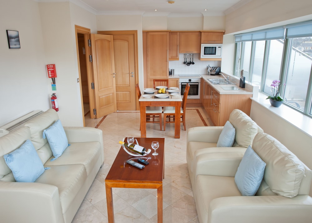 Standard Apartment, 2 Bedrooms - Photo 10