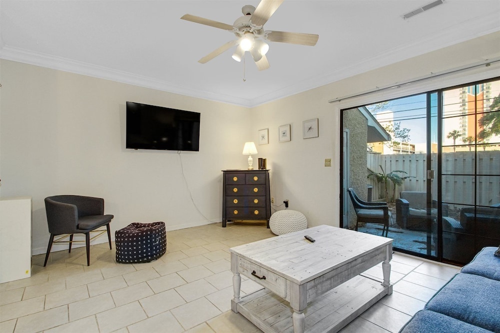House (Islander Cay Myrtle Beach Escape)