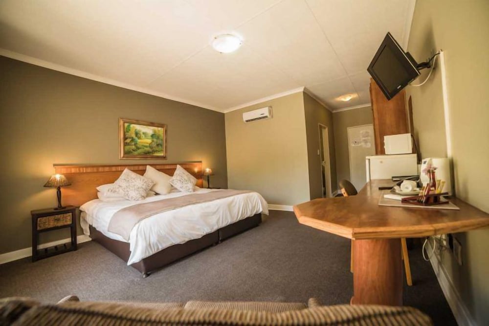 Deluxe Room, 1 Bedroom (Room 15) photo 1