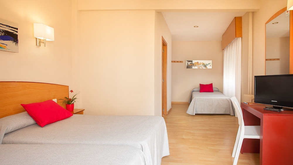 Habitación Estándar (2 adultos y 2 niños)