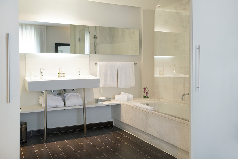 Superior Room - Photo 5