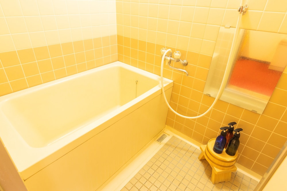 Top floor Japanese Style Room with 12 Tatami Non Smoking (No Bath) photo 2