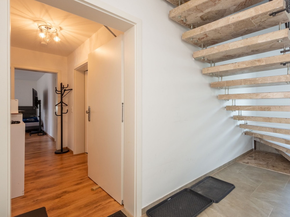 Apartment photo 2