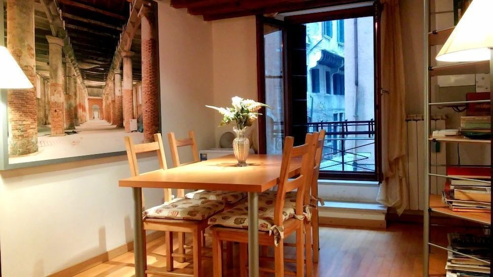 Apartment, 1 Bedroom, Canal View photo 3