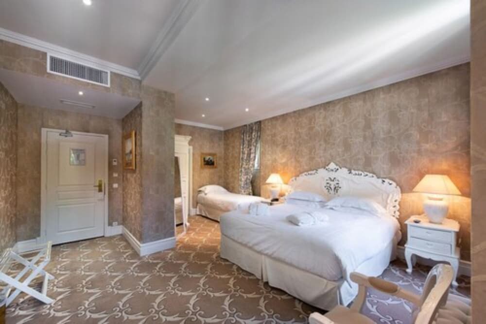 Executive Room photo 2