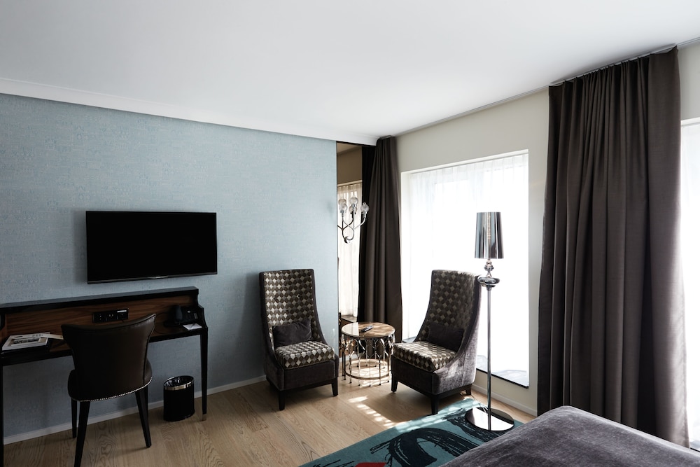 Tivoli Hotel - Photo 80