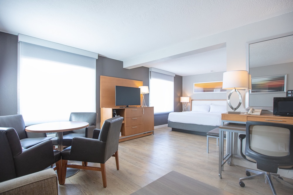 Suite, 1 King Bed (Parlour) - Photo 1