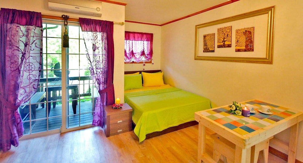 Room (1F) photo 1