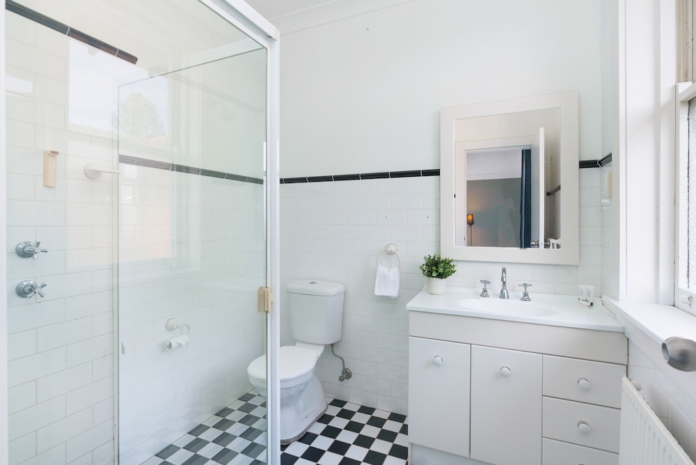 Twin Room Ensuite photo 3