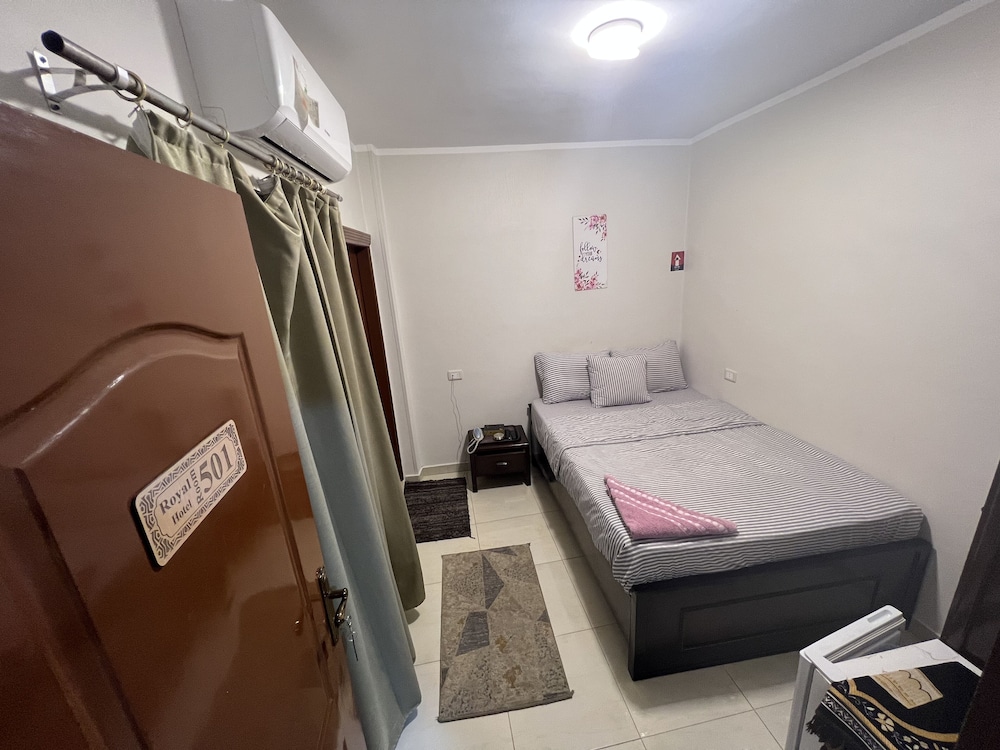 Economy Single Room, 1 Bedroom, City View photo 3