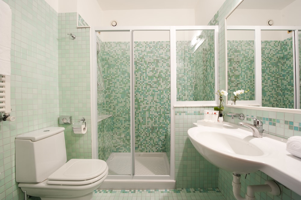 Superior Triple Room - Photo 3