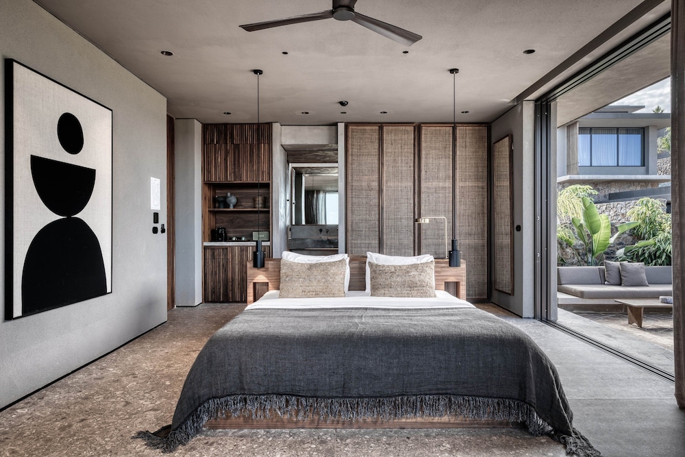 Room, 1 King Bed with Sofa bed, Pool View (Tropical Pavilion Private Pool)