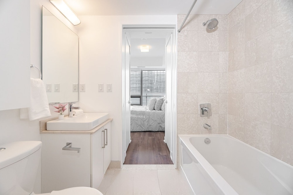 Panoramic Apartment, Multiple Beds, City View thumbnail 6
