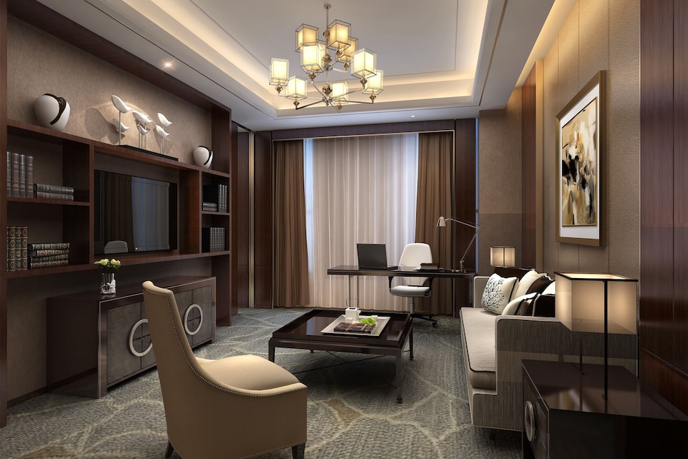Executive Suite photo 2
