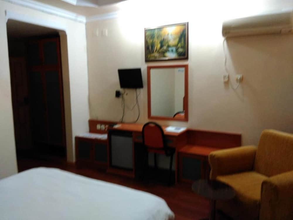 Standard Room photo 1