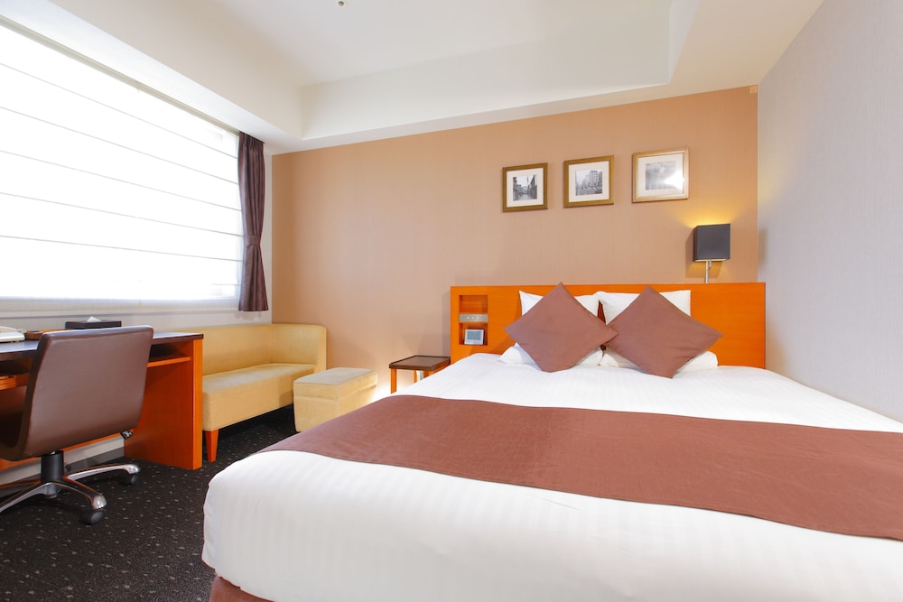 Standard Queen Room, Non Smoking (No cleaning Service) - Photo 3