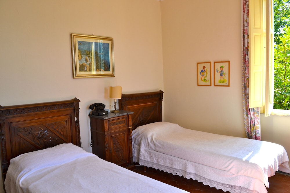Family Villa, 6 Bedrooms, Mountainside (Family Friendly Villa Liberty With) photo 2