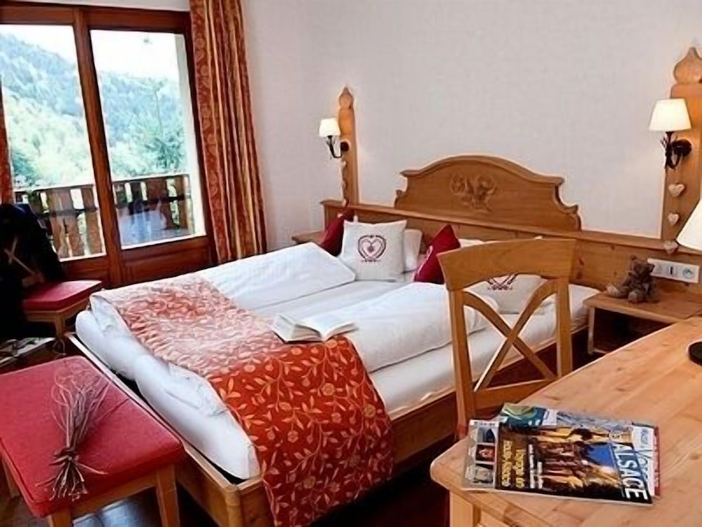 Classic Room, Balcony, Mountain View (Rossberg)