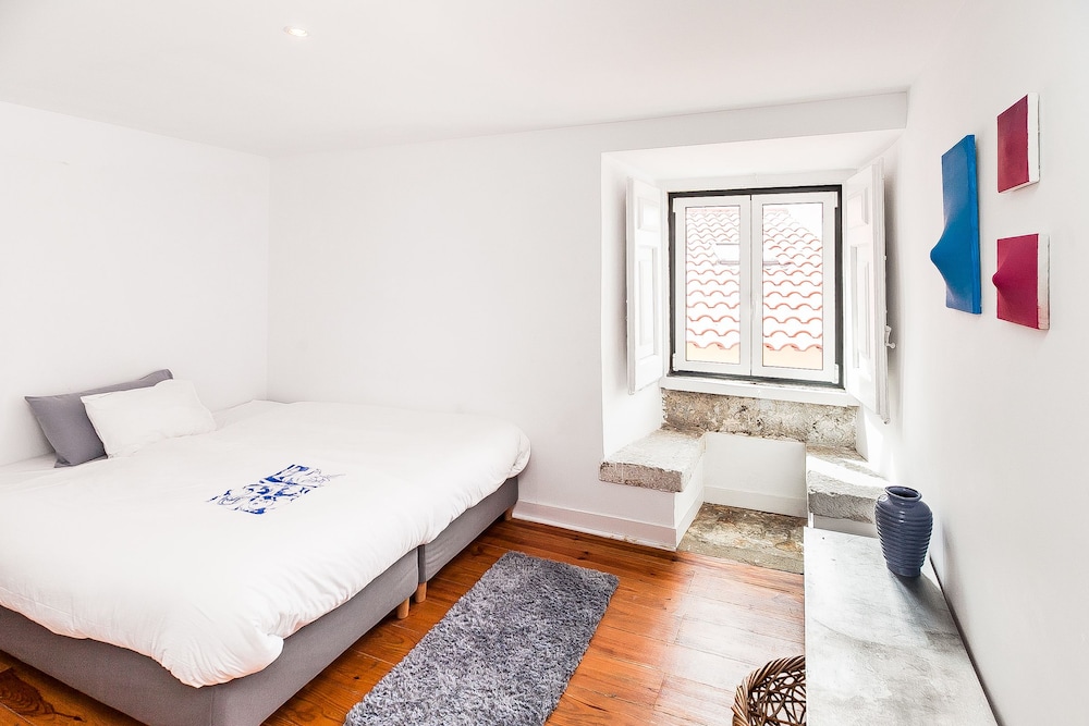 Traditional Apartment, 1 Bedroom, Courtyard View photo 3