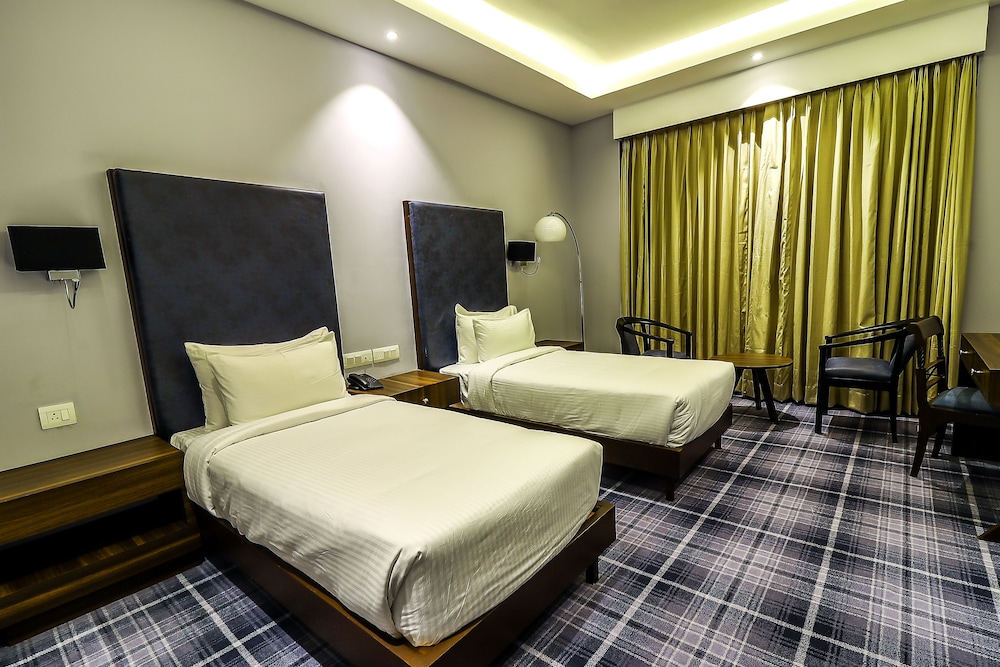 Deluxe Twin Room - Photo 5