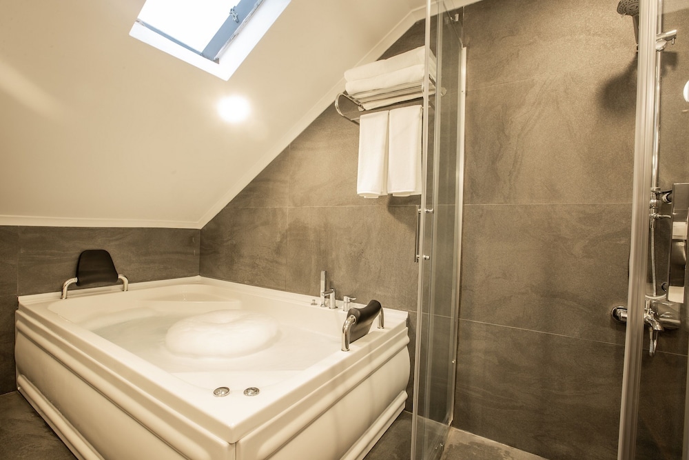 Exclusive Double Room, 1 Queen Bed photo 3