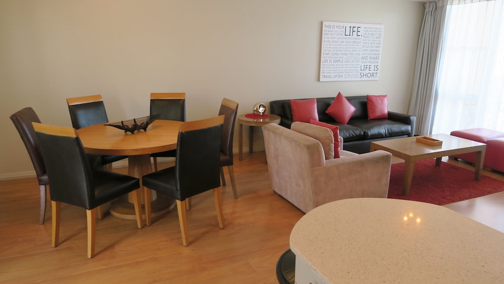 Standard Self Catering 2 bedroom Apartment - Photo 3
