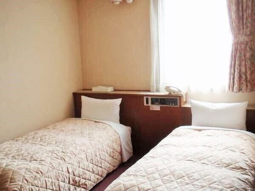 Twin Room, Non Smoking photo 1