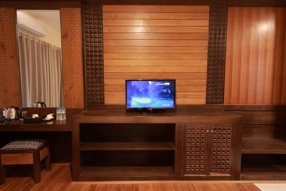 Deluxe Twin Room photo 2
