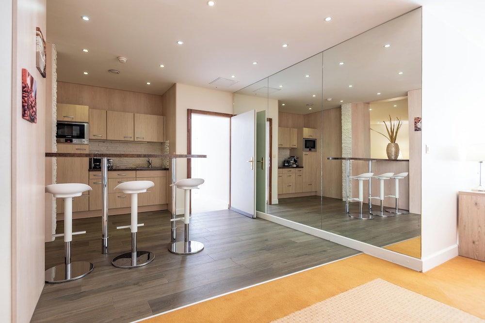 Royal Suite, 2 Bedrooms, Terrace, Lake View