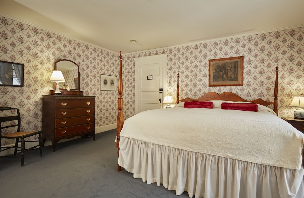 Main Inn King Suite