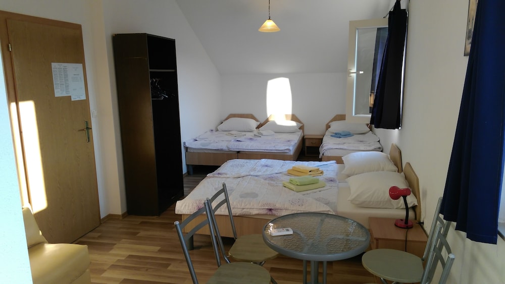 Family Apartment, Multiple Beds, Courtyard View photo 2