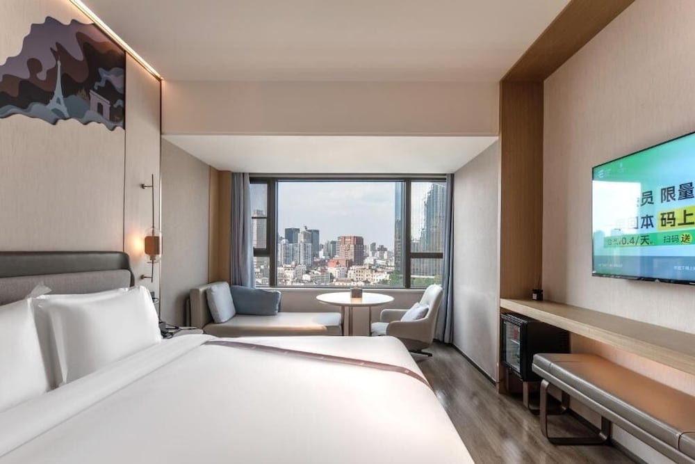 Executive Double Room, City View