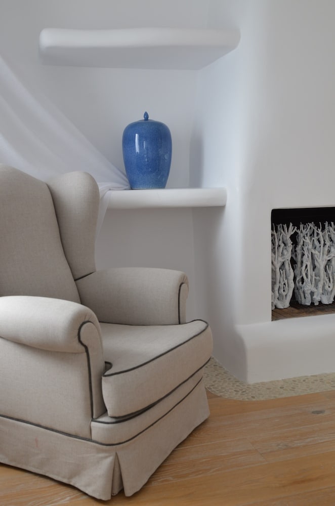 Superior Suite - Photo 6