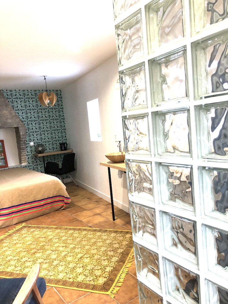 Double Room, Shared Bathroom