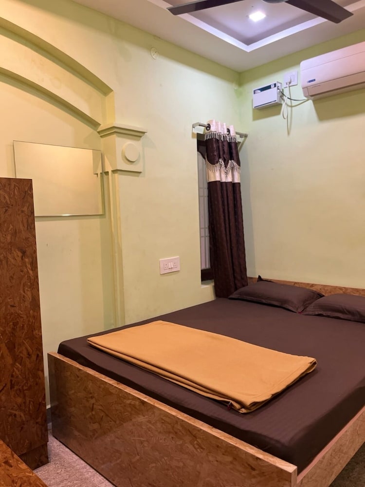 Standard Room, Hill View