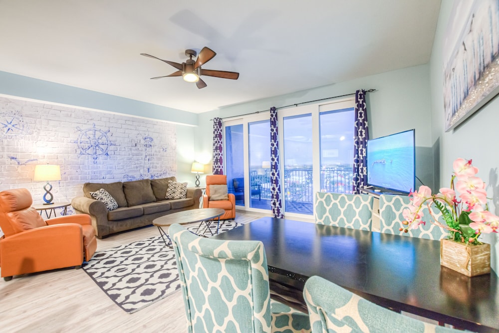 Condo, 1 Bedroom, Balcony, Lake View (1435)