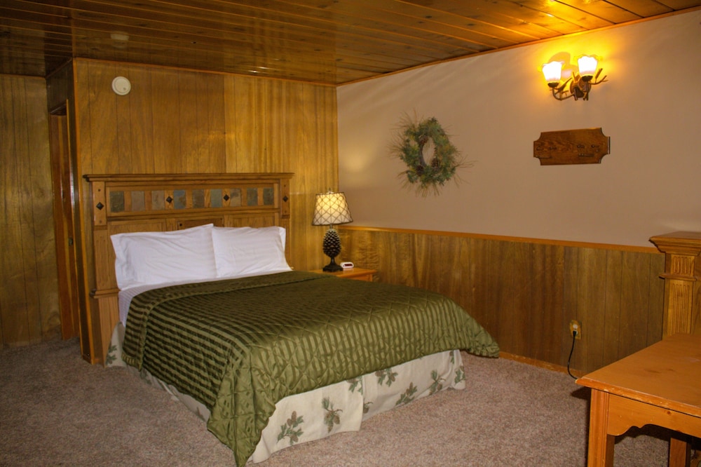 Superior Room, 1 Queen Bed, Garden View photo 3
