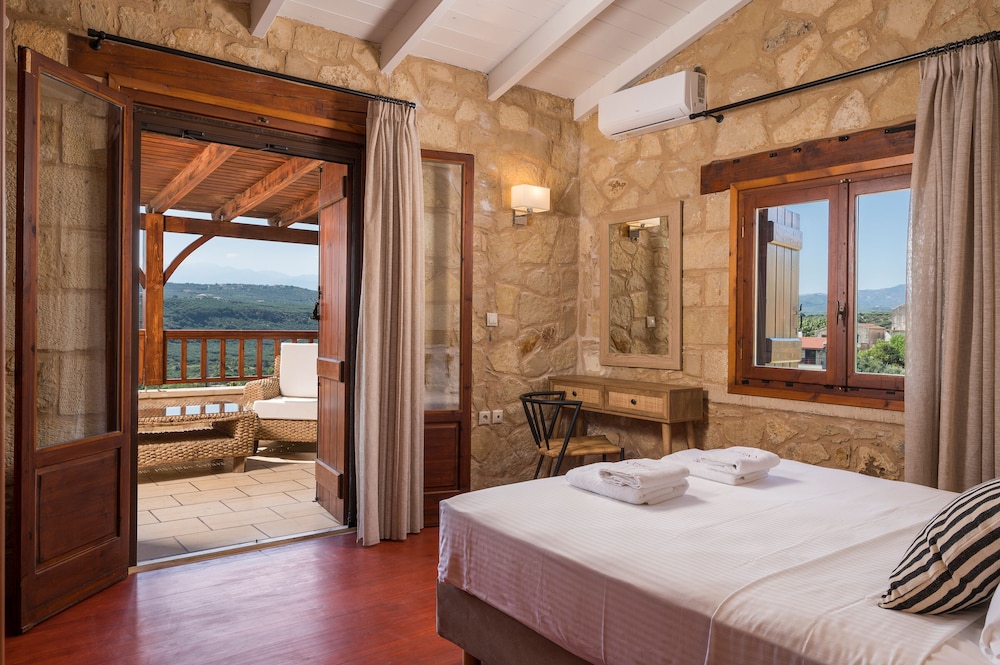 Traditional Villa, 3 Bedrooms, Mountain View