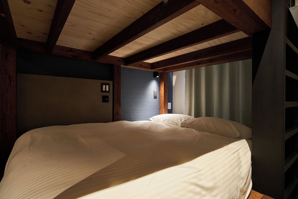 Superior Room, Non Smoking (with Car Rental) - Photo 13