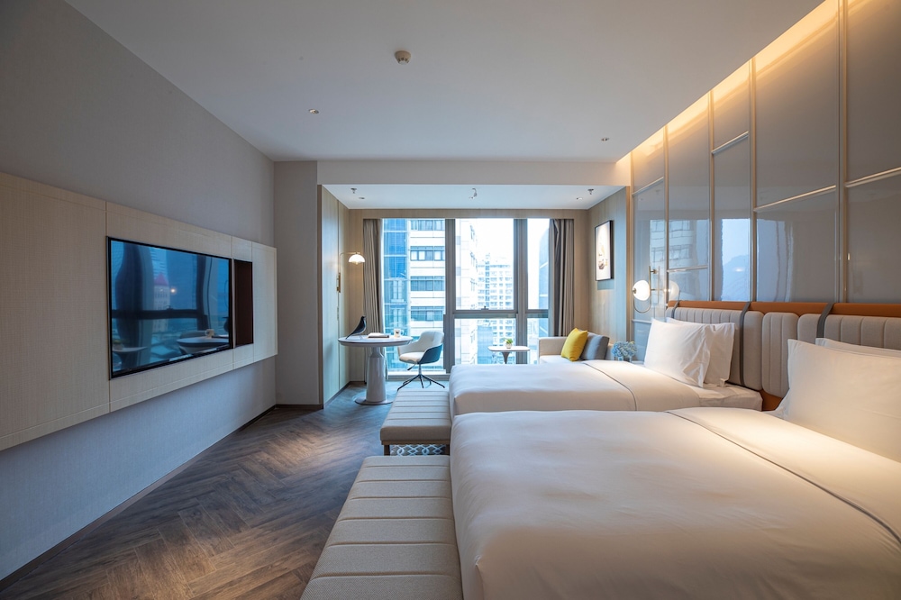 Standard Room, 2 Twin Beds, River View thumbnail 5