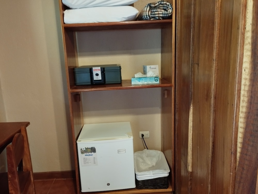 Standard Room, Multiple Beds, Garden View, Ground Floor - Photo 12