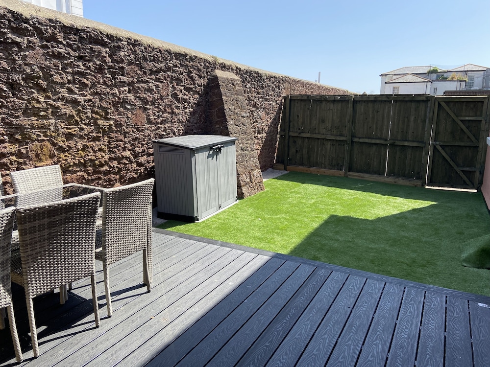 Family Apartment, Private Bathroom, Garden View (30 ) photo 1