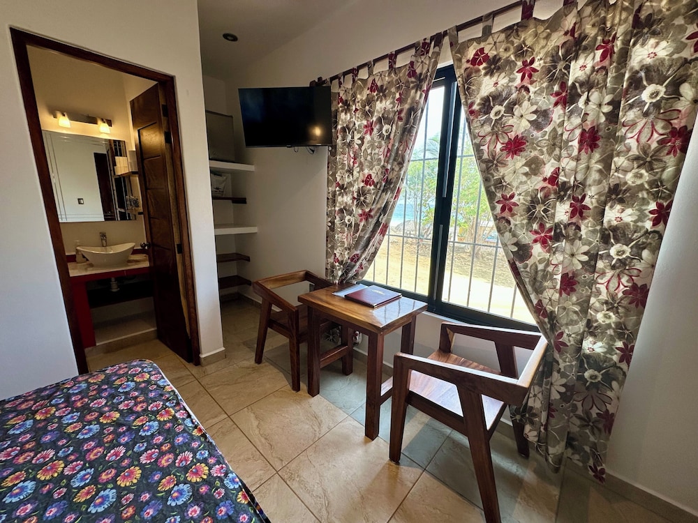 Economy Double Room, Beach View, Beachfront