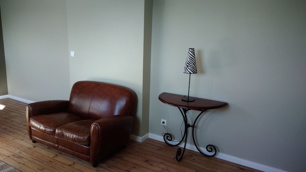 Double Room (Sous les toits) photo 1