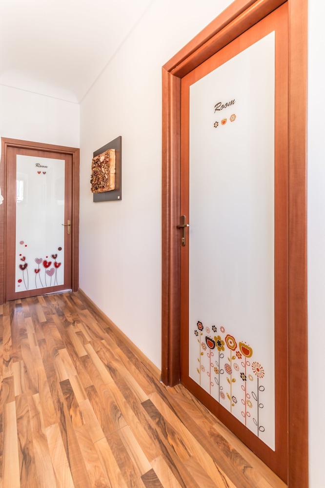 Standard Single Room photo 2