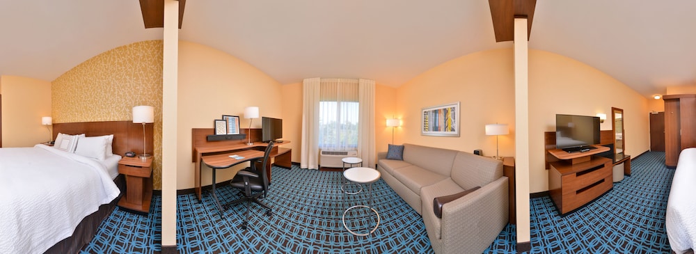 Suite, 1 Bedroom (Hearing Accessible)