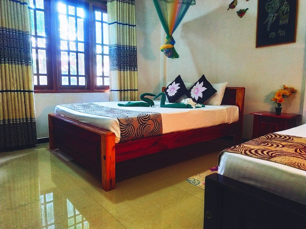Classic Shared Dormitory, Mixed Dorm, Non Smoking, Garden View photo 3