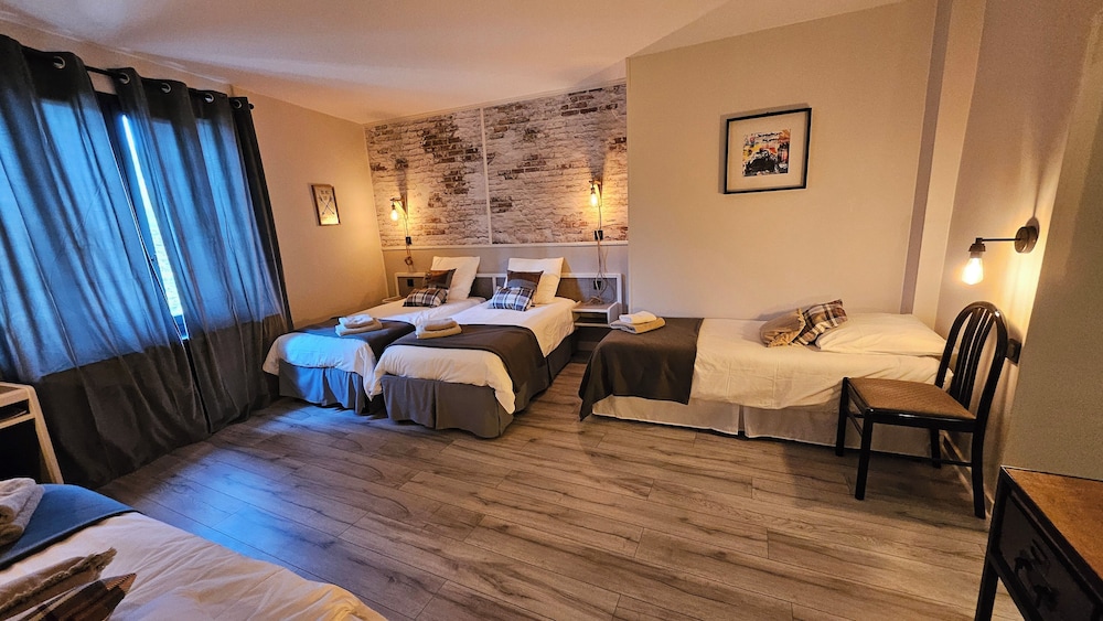 Quadruple Room, Courtyard View photo 1