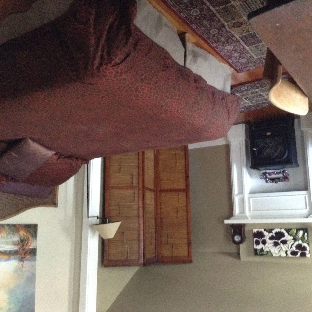 Deluxe Room, Fireplace