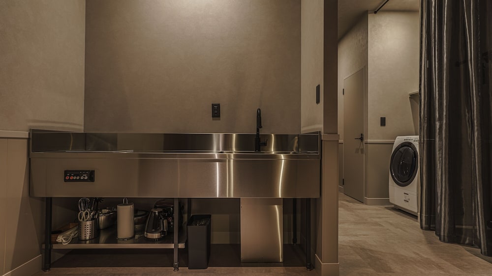 Aoka Condominium Suite - Photo 19